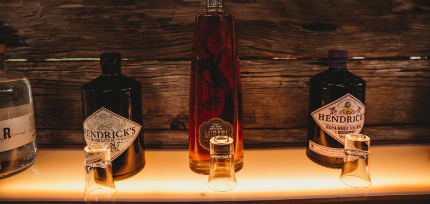 Hendricks gin boce