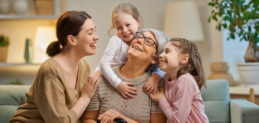 Razveselite baku posjetom - mama baka i unuci
