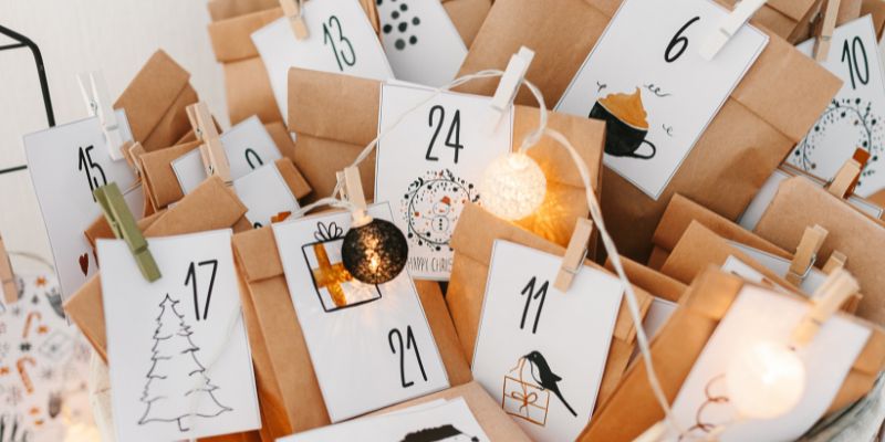 OMOTNICE U OBLIKU ADVENTSKOG KALENDARA