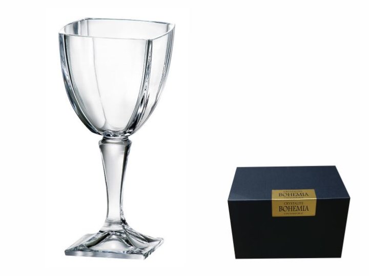 kristalne čaše za vino
