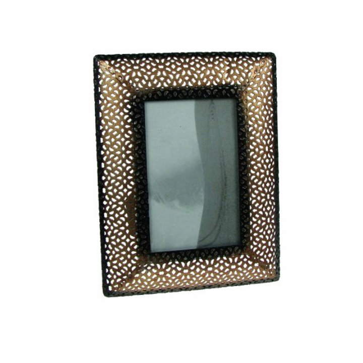 OKVIR ZA SLIKU - METALNI PERFORIRANI RUB 21x16,5 CM ( FOTO 13x8 CM )