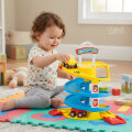 PARKING GARAŽA SPIRALNA S AUTIĆIMA FISHER PRICE