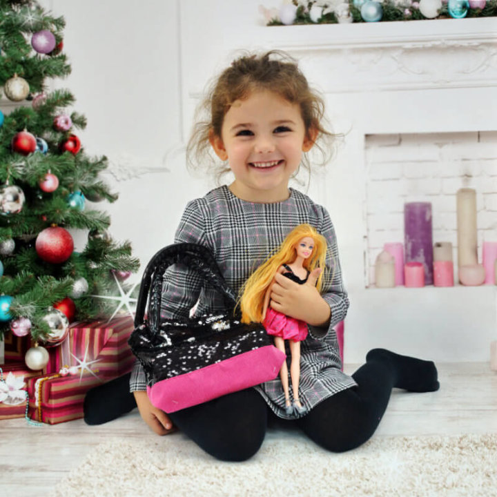 LUTKA EMILY 29 CM S PRIBOROM I DJEČJOM TORBICOM