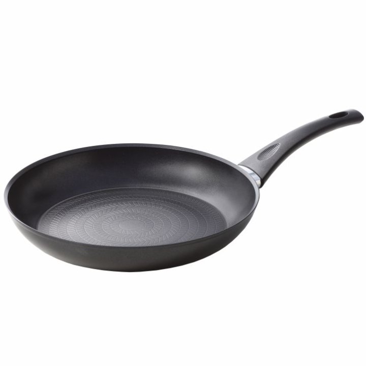 Tava za indukciju