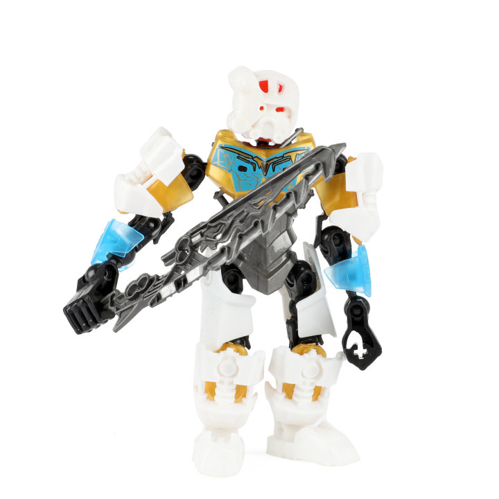 ROBOT RATNIK ZA SLAGANJE