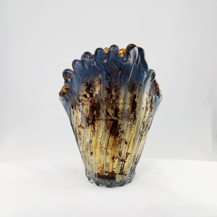 VAZA CYCAS ŠKOLJKA SIVO-SMEĐA MURANO TEHNIKA SA ZLATNOM FOLIJOM 31x26x17 CM