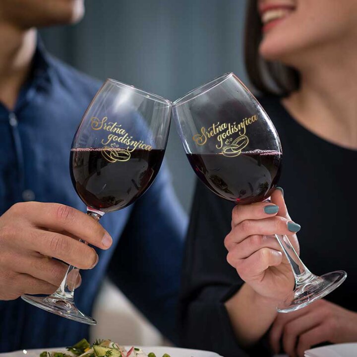 SET ČAŠA ZA VINO S TISKOM SRETNA GODIŠNJICA