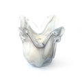 SVIJEĆNJAK LISA SA SVIJEĆOM MURANO TEHNIKA 12,5 CM BIJELO-SIVI