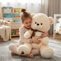 PLIŠANI MEDO S NATPISOM LOVE I MAŠNOM 60 CM