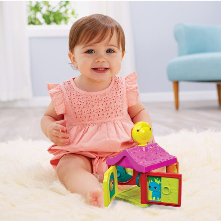 LITTLE TIKES STOLIĆ ZA IGRU 3 U 1 SA ZVUČNIM I DIDAKTIČKIM IGRAČKAMA U KUTIJI