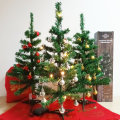 BOŽIĆNO DRVCE 60 CM S 20 KUGLICA I 20 LED ŽARULJICA