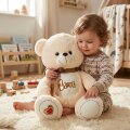 MEDO PLIŠANI S NATPISOM LOVE I MAŠNOM 40 CM