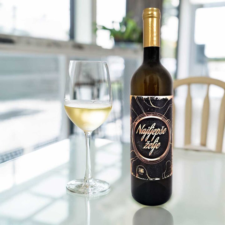 VINO BIJELO 0,75L S PRIGODNIM NATPISOM