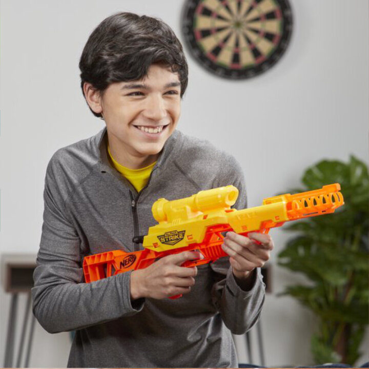 NERF ALPHA STRIKE PUŠKA S PRIBOROM 33 DIJELNA