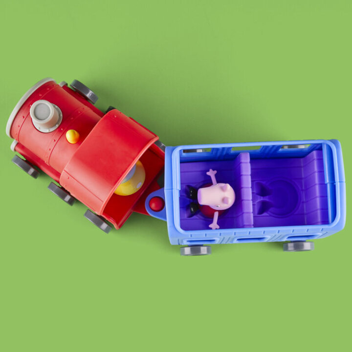 PEPPA PIG VLAKIĆ S FIGURAMA - HASBRO