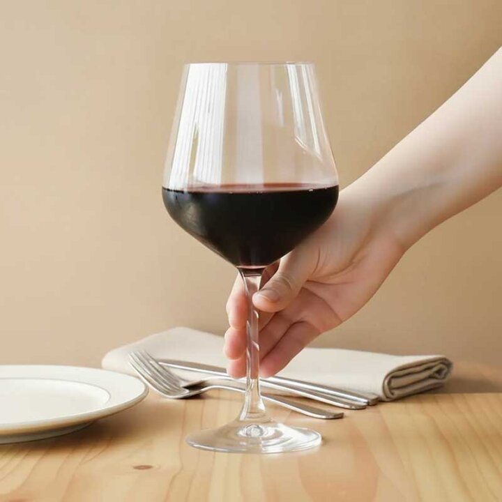 ČAŠE ZA CRNO VINO KRISTALIN SANDRA 6/1 570 mL