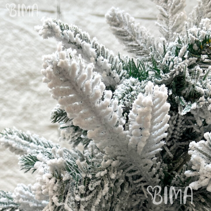 BOŽIĆNO DRVCE FROSTY SA SNIJEGOM I METALNIM STALKOM 210 cm