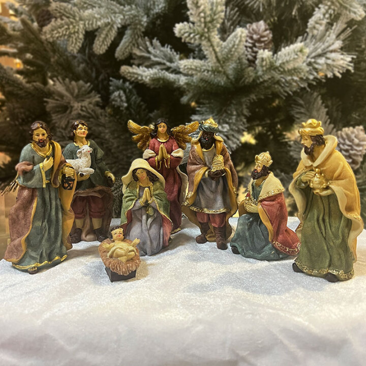 FIGURE ZA JASLICE 8/1 cca 15 cm