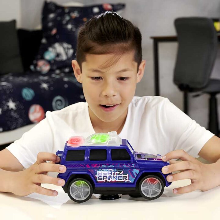 AUTIĆ SA SVJETLOM I ZVUKOM KOJI SE OKREĆE - MERCEDES BENZ G KLASA 23,5 cm