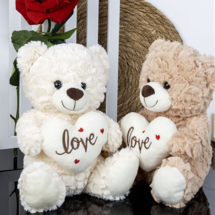 MEDO PLIŠANI SMEĐI SA SRCEM LOVE 25 CM SORT