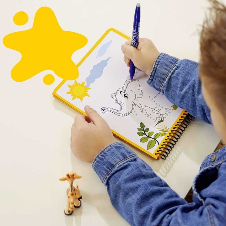 BOJANKA BLOK S MAGIČNIM VODENIM MARKEROM NA BLISTERU SAFARI S FIGURICOM - SIMBA