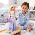 DISNEY PRINCEZA LUTKA 30 cm FROZEN ELZA S IZNENAĐENJEM - MATTEL