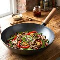 WOK TAVA ČELIČNA CANTONESE 28 CM