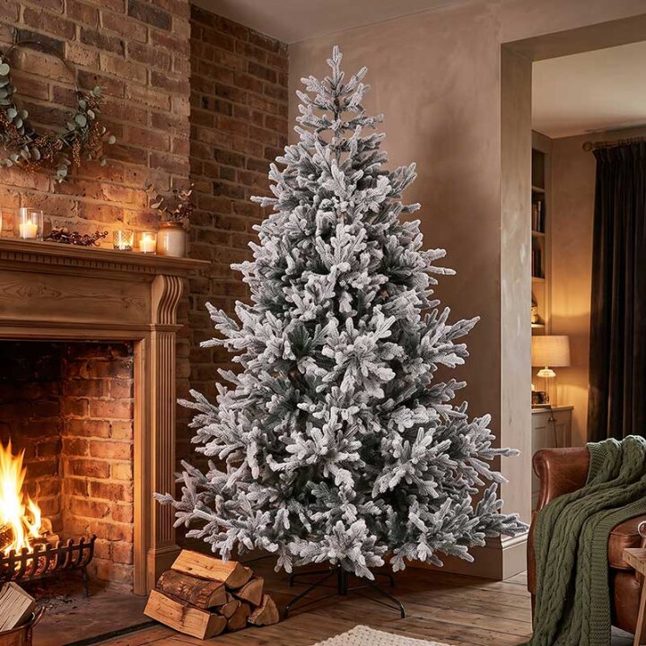 BOŽIĆNO DRVCE SNOW PRESTIGE FULL 3D S METALNIM STALKOM 240 CM